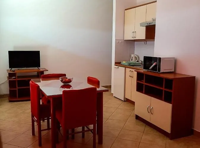 Cepo * Макарска